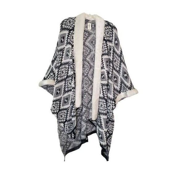 Pinkalicious Sweater - Picture 1 of 7